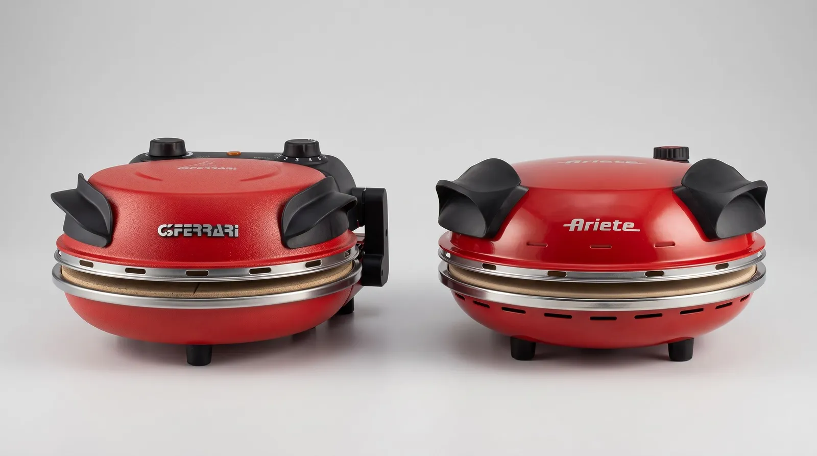 G3 Ferrari Delizia à côté de l'Ariete 909 Da Gennaro, deux fours électriques italiens d'entrée de gamme
